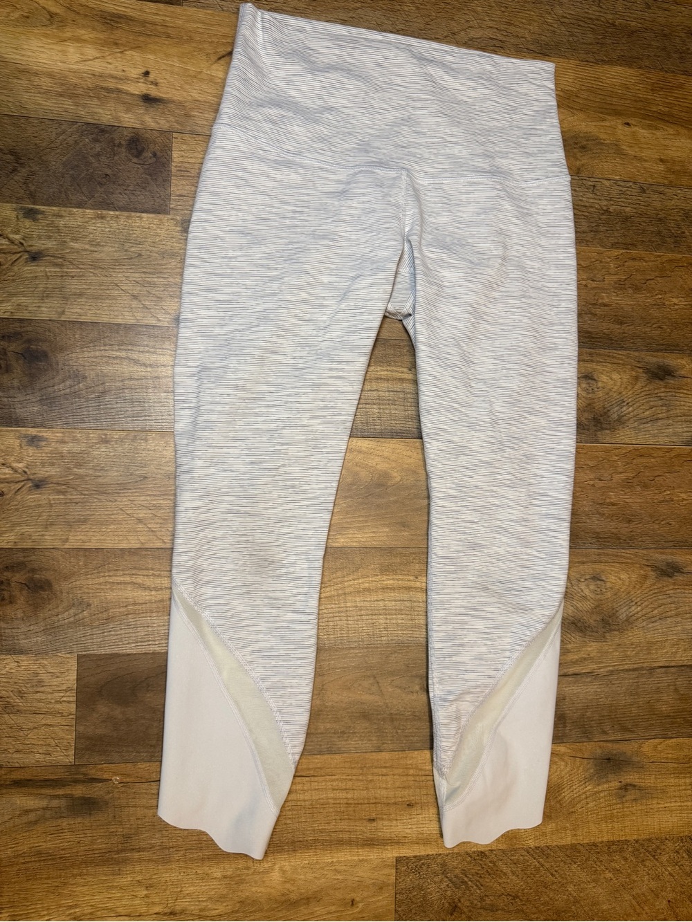Lululemon Align Crop Leggings Scalloped Wave Hem Size 6